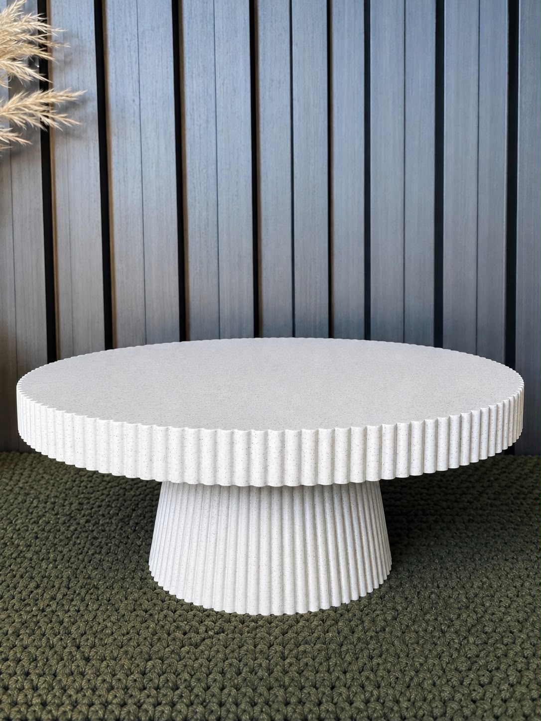 Nami Fluted Pedestal Riser